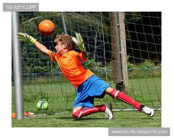 冠军之路：一位守门员在比赛中展现出色技术，守门员得分