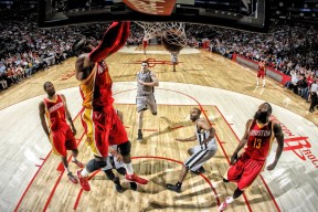 球员合同谈判进展追踪，球队签约合同