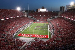 跳水赛场比利时完成高难度动作，跳水赛场比利时完成高难度动作是什么