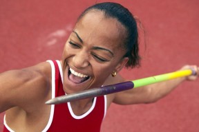 女篮姑娘的拼搏成为全国榜样，女篮女生